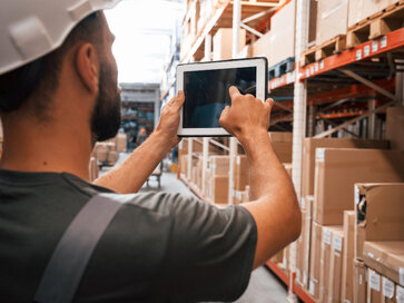 Moderné skladovanie tovaru: Automatizácia, rýchlosť a kontrola zásob